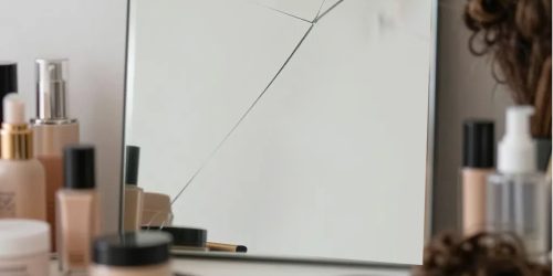 3بررسی رابطه‌ی بدحجابی و تبرّج با سیاست، نگاهی به ابعاد اجتماعی پدیده‌ی بدحجابی copy